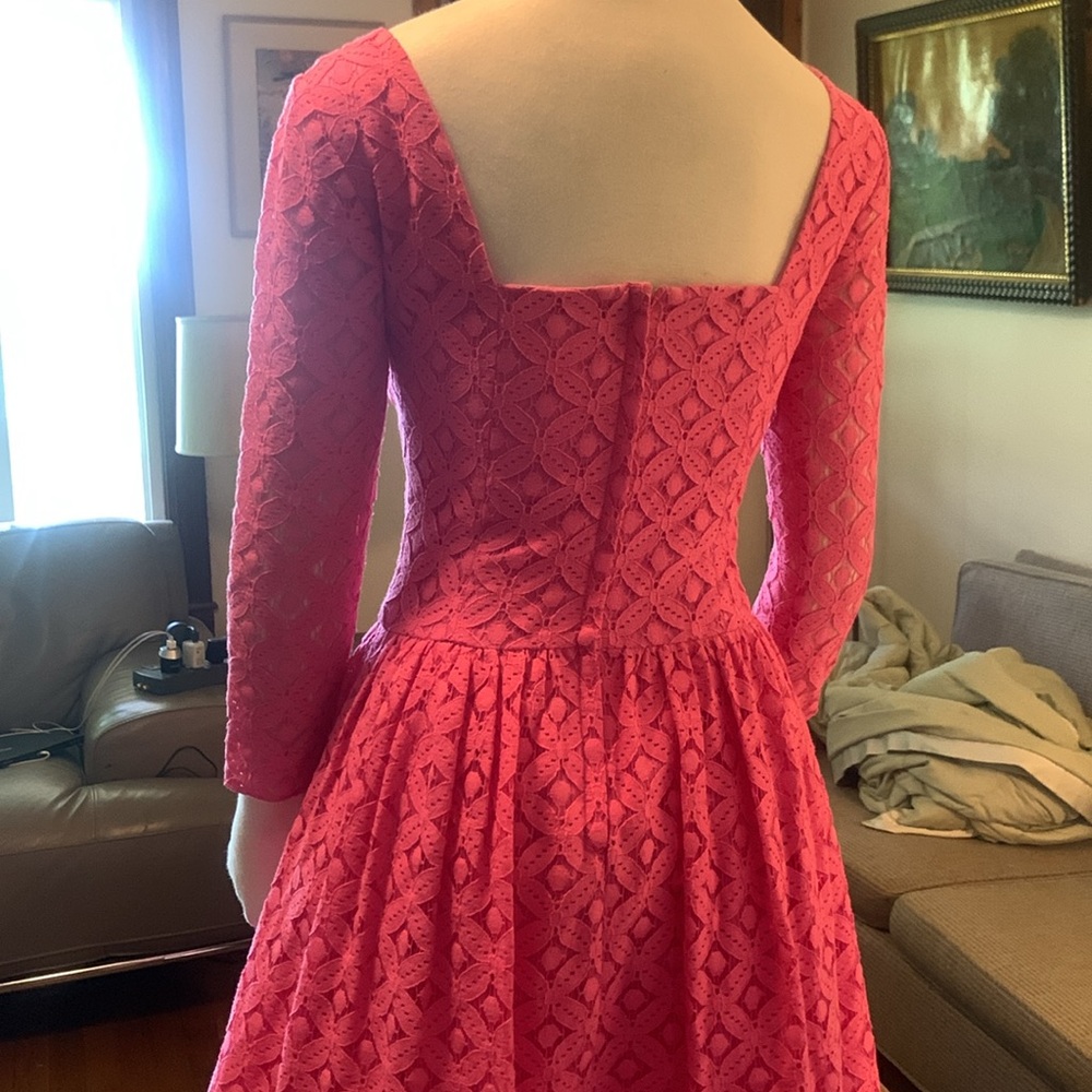 LILLY PULITZER FUCHSIA BARBIE PINK LACE DRESS - Picture 5 of 13